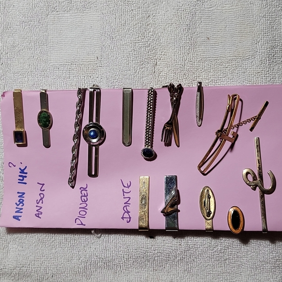 LOT 14 vintage tie clips and money clips - Picture 1 of 8